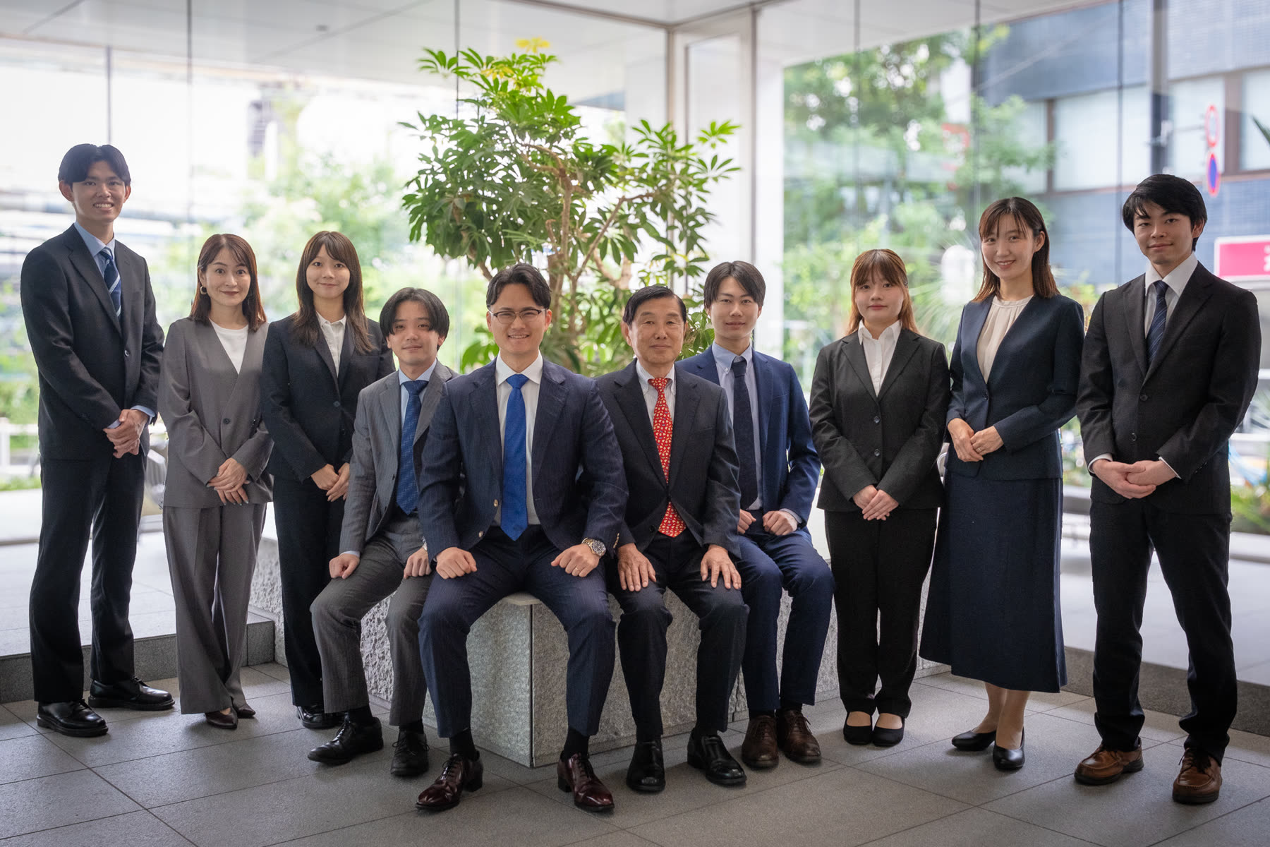行政書士法人Royal Sphereのスタッフ